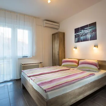 דירה Negga Apartman