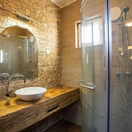 Negga Apartman דירה